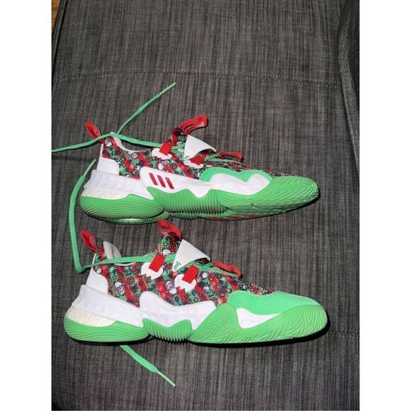 Adidas Trae Young 1 Christmas Shoes EUC SIZE 9.5 MENS - Picture 4 of 9